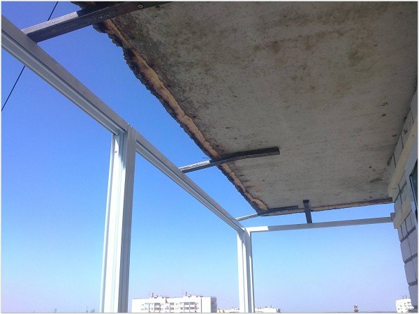 Обробка і утеплення лоджії: вибір матеріалу. Теплоізоляція лоджії з панорамним склінням. Утеплення підлоги. Чистове оздоблення Обробка і утеплення лоджії: вибір матеріалу. Теплоізоляція лоджії з панорамним склінням. Утеплення підлоги. Чистове оздоблення