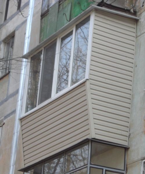 Зовнішнє утеплення стін: термошуба, вентильований фасад з облицюванням сайдингом, поліфасад ,