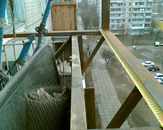 Ремонт балкона: корисні рекомендації домашнім майстрам