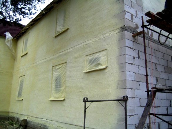 Фасадний утеплювач: вибір матеріалу. Особливості утеплення пінополіуретаном. Монтаж твердих утеплювачів. Теплоізоляція цокольного поверху