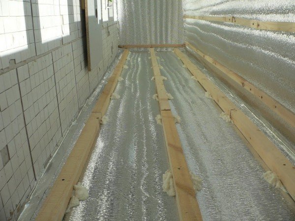 Як утеплити лоджію під «мокру» і «суху» облицювання Як утеплити лоджію під «мокру» і «суху» облицювання