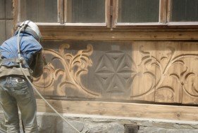 Очисник фасадів – сучасний засіб від бруду