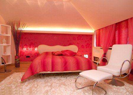 Рожева спальня: ідеї оформлення, поєднання кольорів