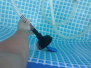 Як зробити пилосос для дачного басейну своїми руками: матеріали, етапи робіт, фото і відео інструкція