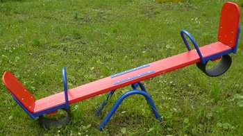 Гойдалки балансир своїми руками з дерева або металу