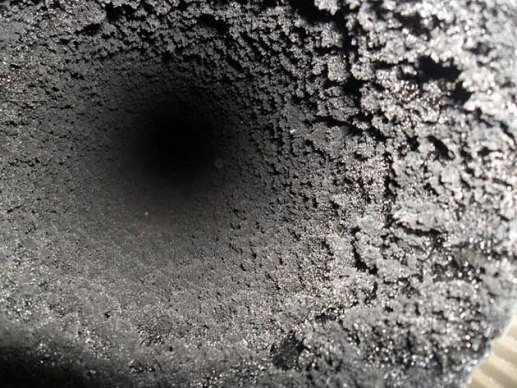 Як прочистити димар від сажі в печі і в лазні своїми руками, чистка димової труби народними засобами