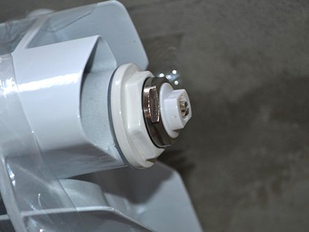 Насос для закачування теплоносія в систему опалення закритого типу