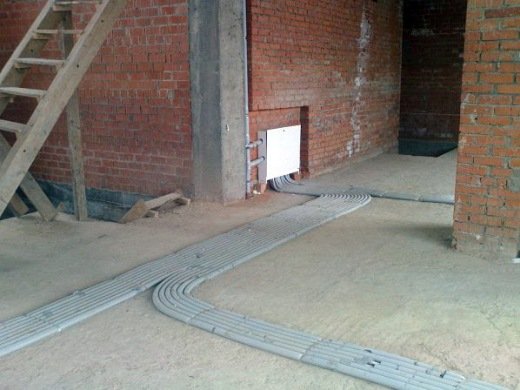 Розводка опалення в приватному будинку своїми руками: схема колекторної, верхній, нижній, променевої розводки труб від котла Розводка опалення в приватному будинку своїми руками: схема колекторної, верхній, нижній, променевої розводки труб від котла