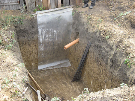 Септик своїми руками з бочок: як зробити на дачі