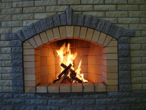 Вибір цегли для кладки каміна – поради пічника