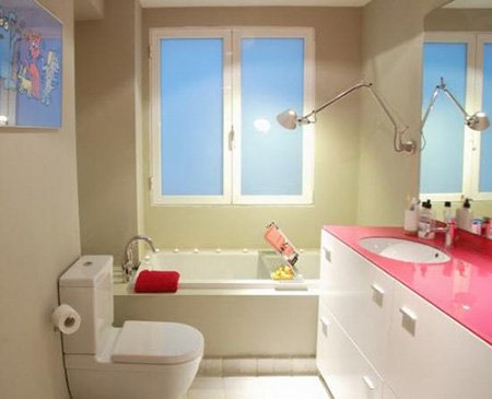 Освітлення у ванній кімнаті: варіанти, дизайн, безпека