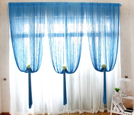 Нитяні штори серпанок в інтерєрі вітальні, кухні або спальні