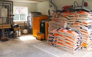 Огляд котлів тривалого горіння на пеллетах та дровах : як вибрати пелетний котел двоконтурний Огляд котлів тривалого горіння на пеллетах та дровах : як вибрати пелетний котел двоконтурний