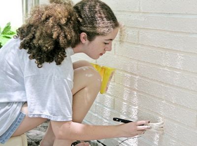 Як пофарбувати цегляну піч водоемульсійною фарбою – відео своїми руками