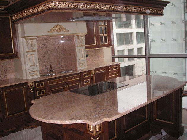 Стільниці з граніту та мармуру