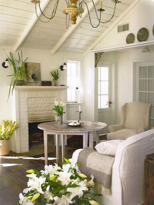 Камін в стилі Прованс в інтерєрі: фото ідеї своїми руками