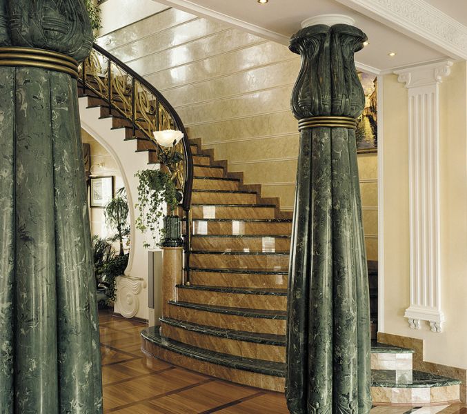 Сходи з мармуру: правильний вибір