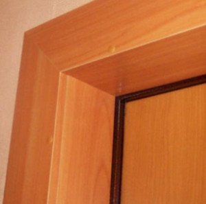 Обробка укосів вхідних дверей: матеріали та їх використання в дизайні