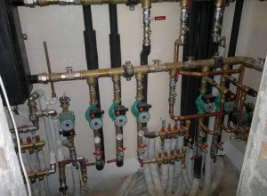 Додатковий насос у системі опалення: особливості монтажу і процес підключення