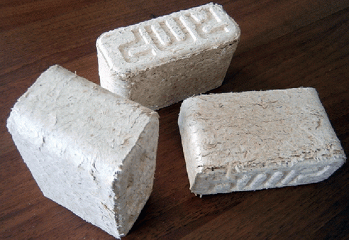 Паливо для камінів та печей тривалого горіння