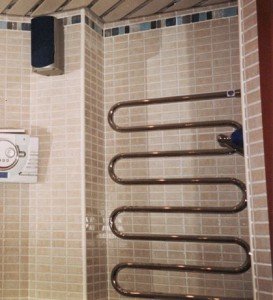 Змійовик у ванну кімнату: як вибрати і встановити своїми руками (фото)