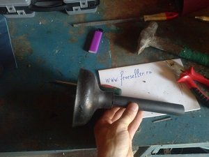 Як зробити пилосос для дачного басейну своїми руками: матеріали, етапи робіт, фото і відео інструкція