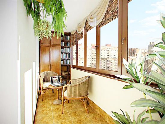 Штори для лоджії: рулонні, римські, своїми руками і на замовлення