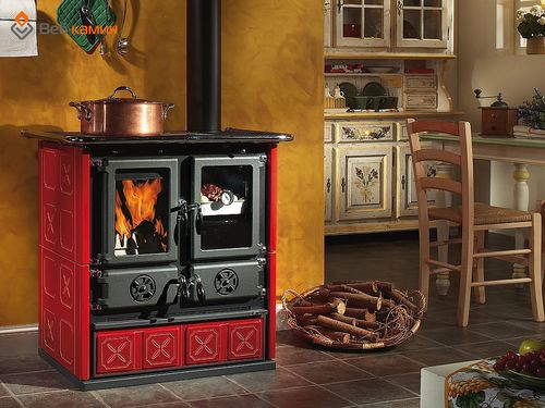 Як вибрати камін з варильної поверхнею: переваги для дачі