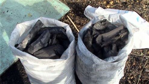 Як зробити деревне вугілля своїми руками в домашніх умовах, технологія виробництва деревного вугілля Як зробити деревне вугілля своїми руками в домашніх умовах, технологія виробництва деревного вугілля