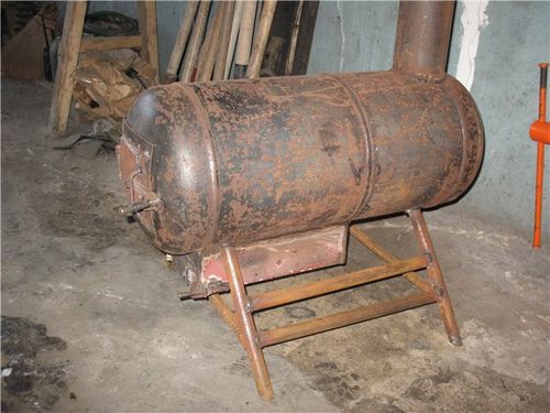 Піч для опалення гаража на дровах своїми руками: відео з цегли