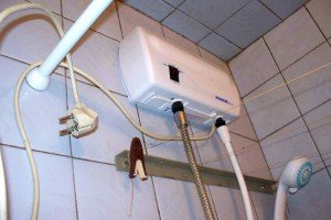 Проточний електричний водонагрівач на душ: установка, вибір і відгуки (фото)