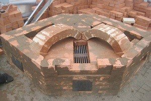 Піролізні печі тривалого горіння: пристрій і способи виготовлення своїми руками Піролізні печі тривалого горіння: пристрій і способи виготовлення своїми руками