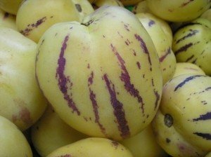 Динна груша Пепіно: опис, особливості вирощування та догляду