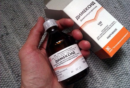 Чим відмити монтажну піну з рук, одягу, пластикових вікон, дверей