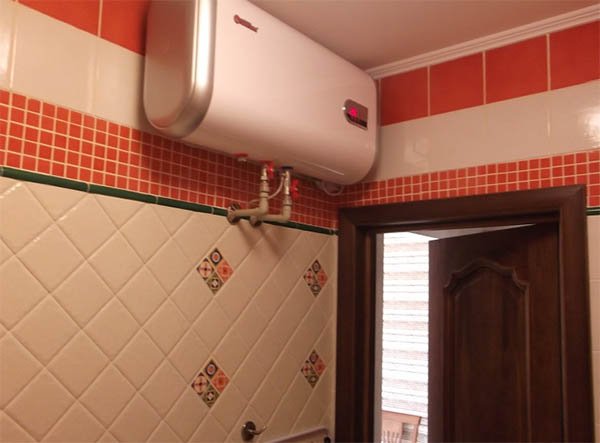 Який водонагрівач краще   проточний або накопичувальний?