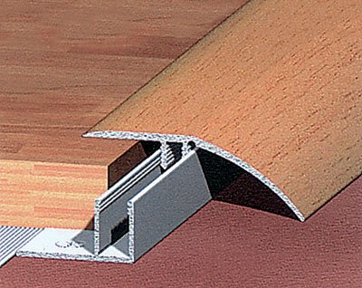 Стикувальні поріжки для підлогових покриттів з ламінату, лінолеуму, плитки і ковроліну.