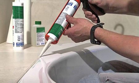 Акриловий герметик для закладення швів: види, властивості, застосування