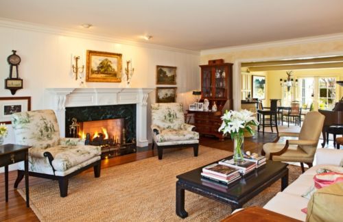 Електричні каміни в інтерєрі вітальні: кутові, фото, відгуки