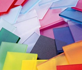 Паркан з полікарбонату: як зробити своїми руками