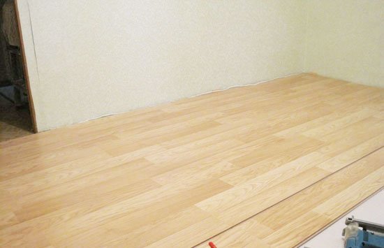 Ремонт підлоги на балконі в хрущовці і сталінці своїми руками