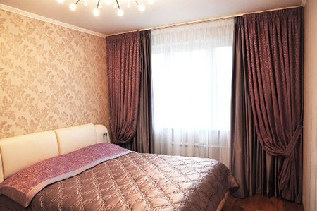 Дизайн штор для спальні: ідеї, критерії вибору