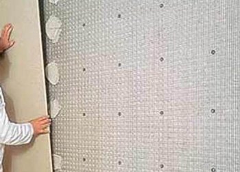 Як вирівняти стіни в квартирі своїми руками правильно