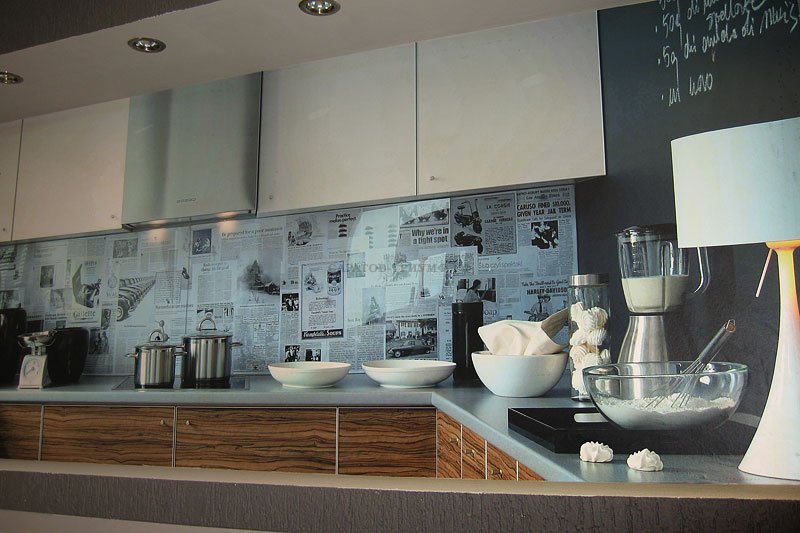 Скинали – оригінальне кухонне панно із скла