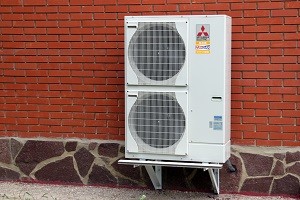 Чому варто купити тепловий насос Mitsubishi Electric Zubadan (Зубадан): опис переваг і відеоогляд з виставки