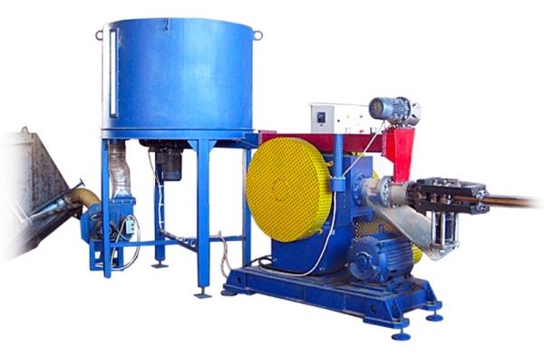 Паливні брикети з соломи своїми руками: виробництво, обладнання, виготовлення Паливні брикети з соломи своїми руками: виробництво, обладнання, виготовлення