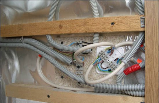 Освітлення на лоджії своїми руками: як провести проводку