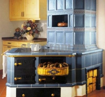 Способи оздоблення печі в приватному будинку: плиткою, декоративним каменем, склошпалерами