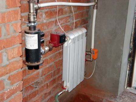 Як зробити опалення в гаражі своїми руками: схема системи водяного опалення і від електрики Як зробити опалення в гаражі своїми руками: схема системи водяного опалення і від електрики