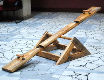 Гойдалки балансир своїми руками з дерева або металу