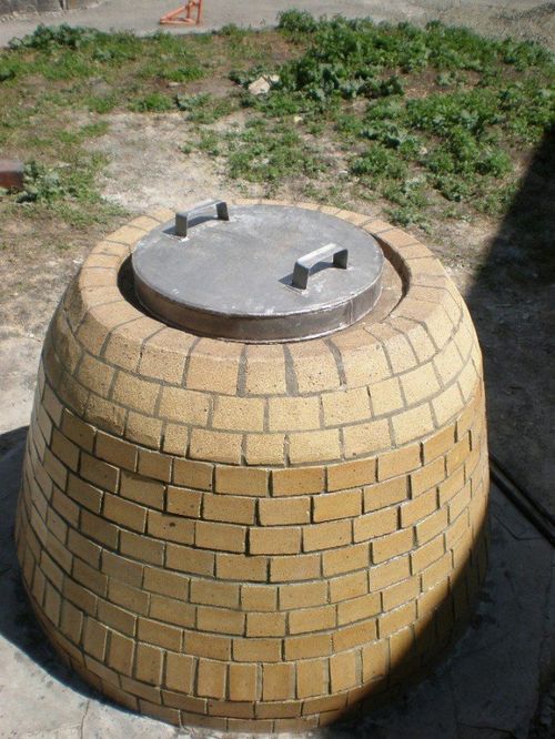 Тандир з цегли своїми руками: покрокова відео інструкція як зробити, розміри даху і труби